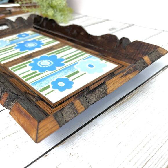 Vintage Rustic Hand Carved Wood Serving Tray with Retro Ceramic Flower Tiles 13" - Picture 3 of 11